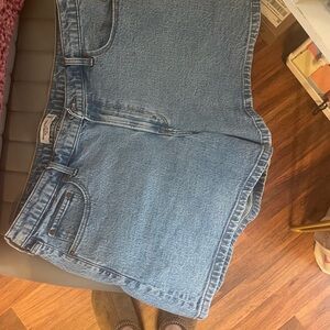 Abercrombie & Fitch Light Wash Denim Jeans